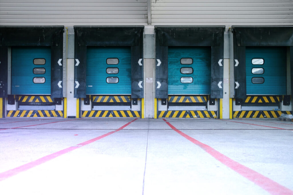 Geschlossener Ladebereich für Logistiktransport